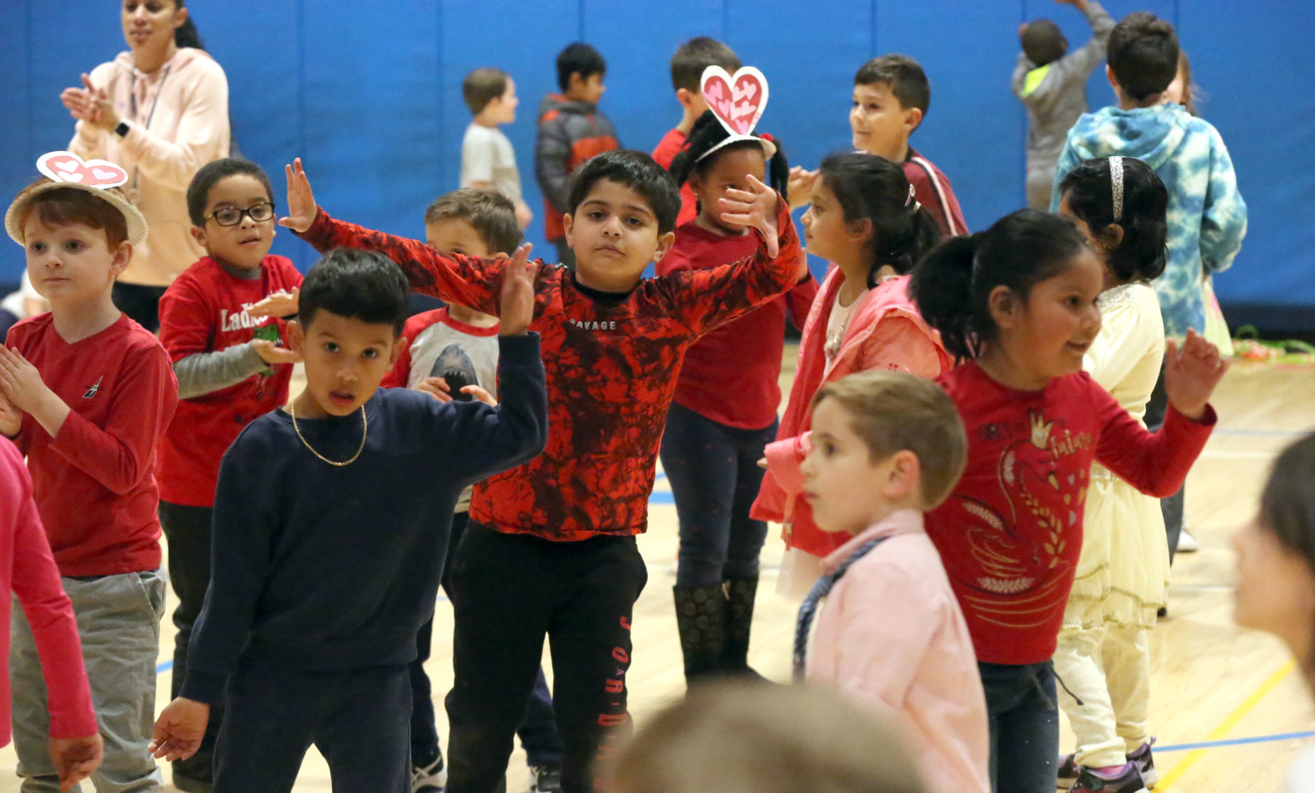 Marsh School dance and jump rope contest